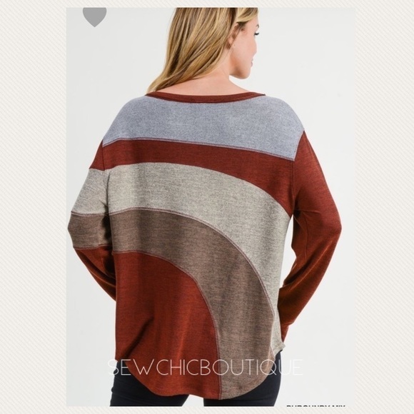 Burgundy Long Sleeve Retro Pattern Top - Picture 2 of 6